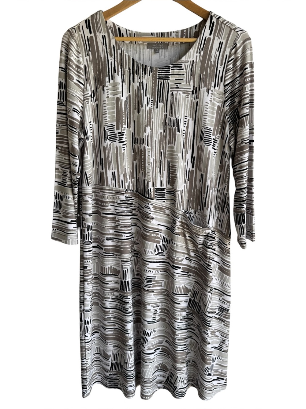 Habitat Long Sleeve Stretch Dress Sz M Neutral Relaxed Fit Capsule Versatile EUC
